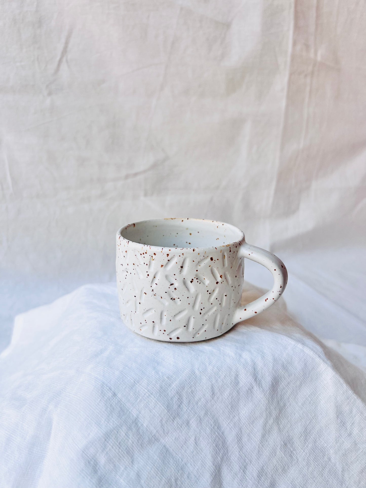 Cappuccino-Tasse "Dancing Drops"