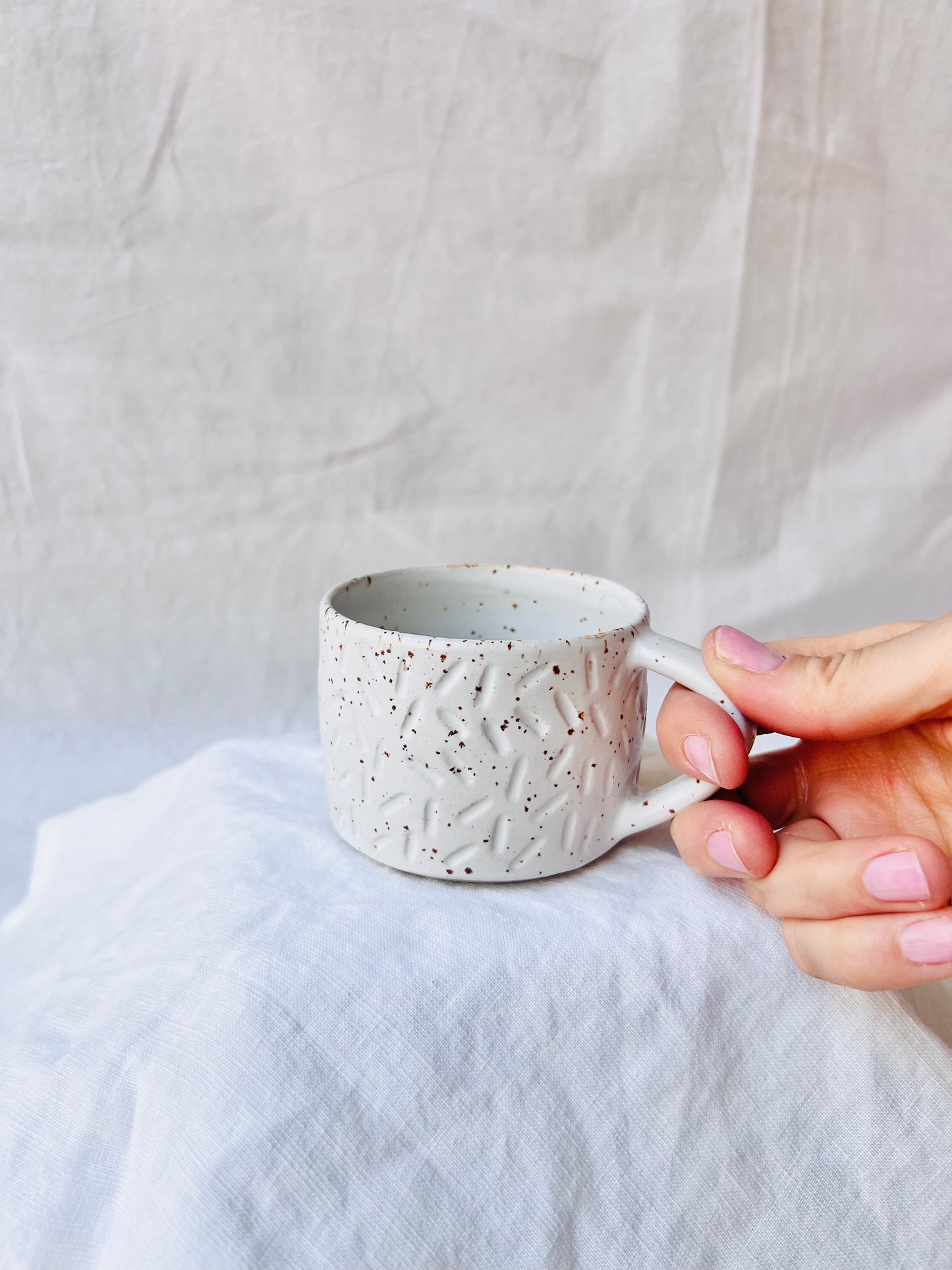 Cappuccino-Tasse "Dancing Drops"